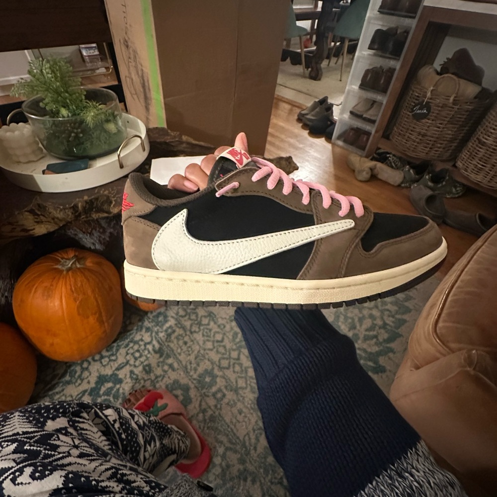 “Cactus Jack” NIKE Black and Brown  with Pink and Black Laces